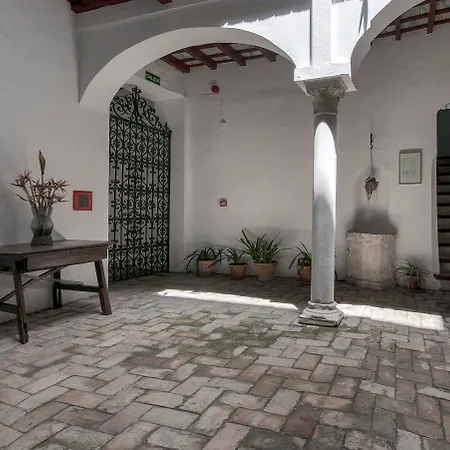 Casas De La Juderia מלון