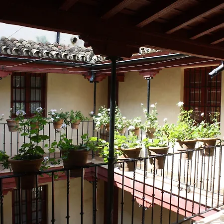 Hotel Casas De La Juderia 4*