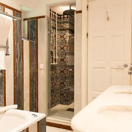 Hotel Casas De La Juderia 4*