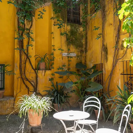 Hotel Casas De La Juderia 4*