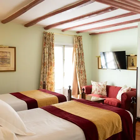 Casas De La Juderia 4*