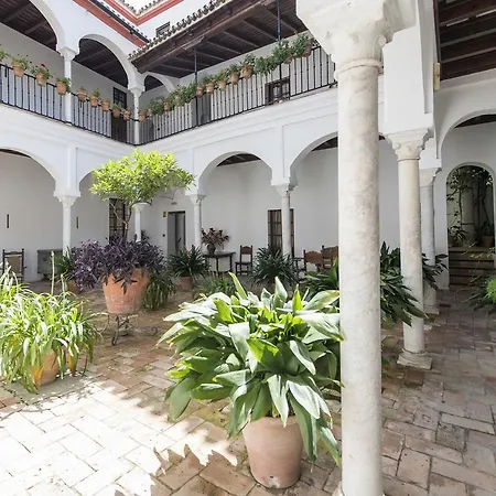 Hotel Casas De La Juderia 4*